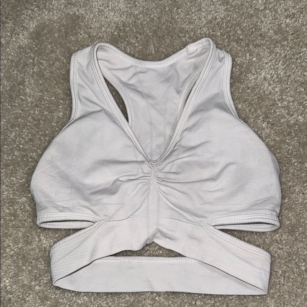 Alphalete Stratus White Sports Bra
